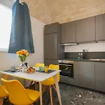Appartamento Guesthost - Stayart - Contemporary For Travellers Bari