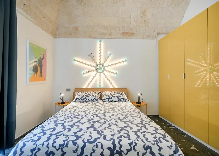 Апартаменты Guesthost - Stayart - Contemporary For Travellers *